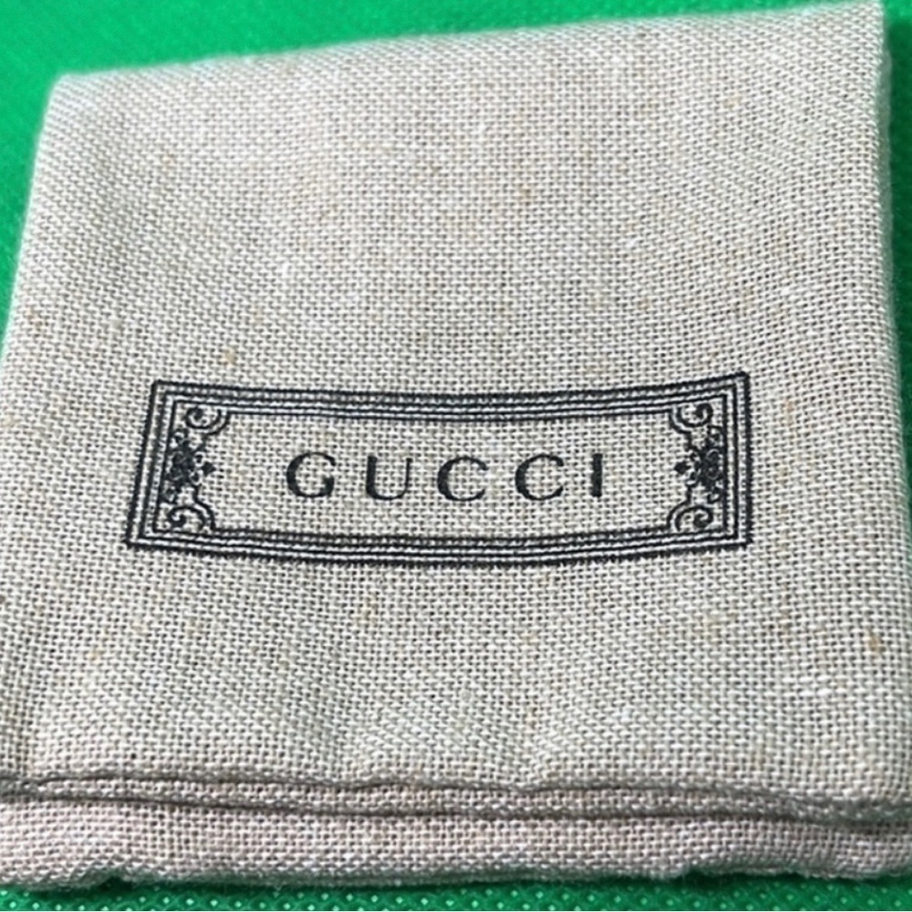 Gucci Gold Tone Lion Head GG Bracelet Charm - Picture 8 of 9